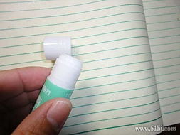 得力九克固體膠 為孩子精心準(zhǔn)備的必備文具好伙伴